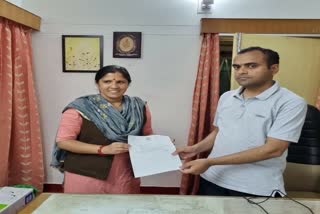 Rudraprayag District Panchayat President Amardei Shah resigned