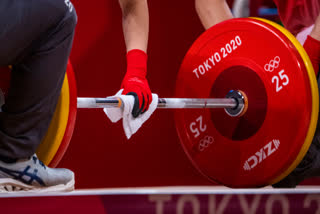 Kashmiri weightlifter, Salbeena Shalla weightlifting, Kashmiri woman weightlifter, India in weightlifting