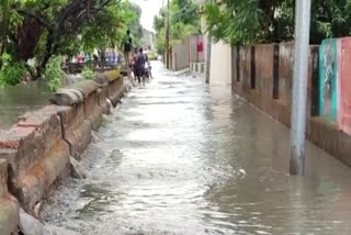 Roads submerged due to heavy rains in Haldwani