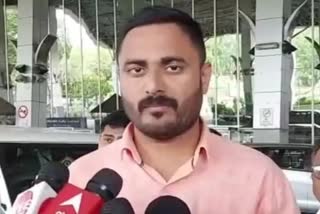 Independent MLA Devendra Bhuyar