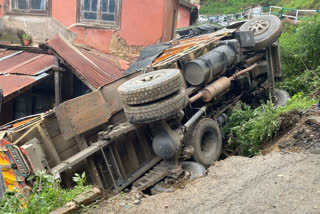 Cement Truck overturned in HPU Shimla