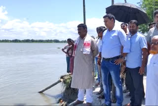 mp abdul khaleq visit erosion affected area in abhayapuri