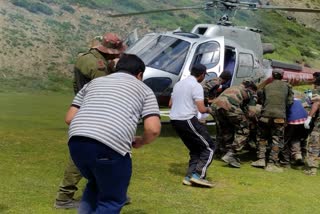 amarnath-pilgrim-from-maharashtra-falls-100-feet-down-river-rescued