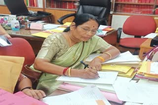 BJP MP Sumitra Valmiki Insult case Tehsildar submitted investigation report