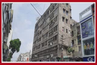 Dilapidated Building in Vadodara : ચોમાસુ શરું થયા બાદ તંત્રની આંખો ખુલી, જૂઓ કેટલા મકાનો ભયજનક છે