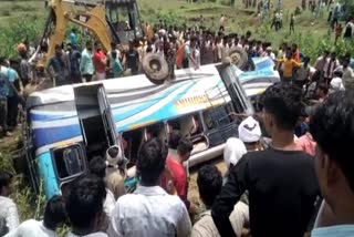 Panna Road Accident