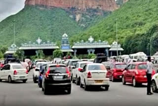 Heavy rush at tirumala