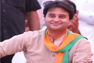 jyotiraditya scindia cast his vot