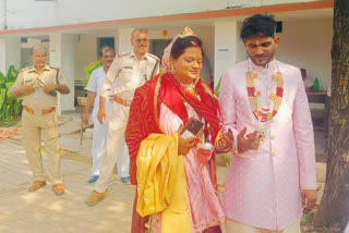 bride vote before farewell in Satna