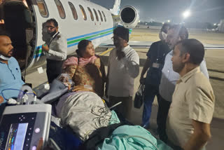 lalu prasad yadav at delhi airport