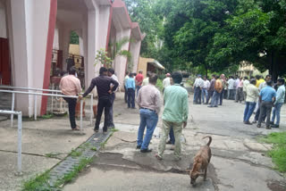 protest of workers at HEC gate