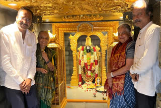 Infosys chairperson Sudhamurthy,Sudhamurthy donated Dharmaratha,Sudhamurthy visited Tirumala Tirupati Templ,Dharma Rath vehicle worth,ಇನ್ಫೋಸಿಸ್ ಅಧ್ಯಕ್ಷೆ ಸುಧಾಮೂರ್ತಿ,ತಿರುಪತಿ ದೇವಸ್ಥಾನಕ್ಕೆ ಭೇಟಿ ನೀಡಿದ ಸುಧಾಮೂರ್ತಿ,ಧರ್ಮರಥ ವಾಹನ ನೀಡಿದ ಸುಧಾಮೂರ್ತಿ,ಧರ್ಮರಥ ವಾಹನದ ಮೌಲ್ಯ