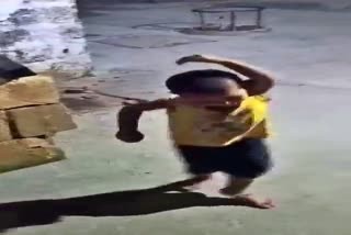 kid dance in Gujarati song on Twitter