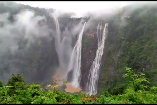 ಜೋಗ ಜಲಪಾತದ ಮನಮೋಹಕ ದೃಶ್ಯ