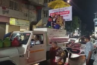 bride and groom procession on water tanker maharashtra