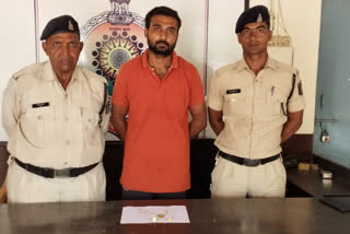 Durg Police arrested accused theft