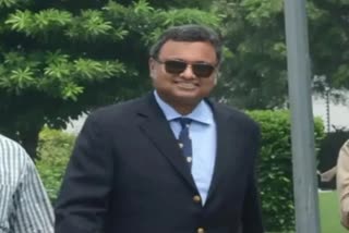 Raid on Karti Chidambaram's house