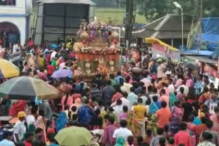 seven injured as cylinder blast in daspur rath fair