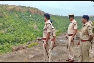 belagavi-sp-dr-sanjeev-patil-visit-to-gokak-falls