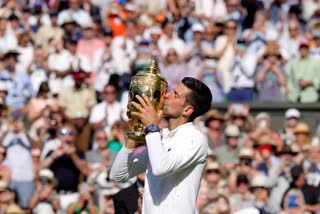 Novak Djokovic beats Nick Kyrgios, Novak Djokovic beats Nick Kyrgios for Wimbledon title, Wimbledon 2022 news, Novak Djokovic won 7th Wimbledon, Novak Djokovic news, ನಿಕ್ ಕಿರ್ಗಿಯೋಸ್​ನ್ನು ಸೋಲಿಸಿದ ನೊವಾಕ್ ಜೊಕೊವಿಕ್, ಕಿರ್ಗಿಯೋಸ್​ನ ಸೋಲಿಸಿ ವಿಂಬಲ್ಡನ್​ಗೆ ಮುತ್ತಿಕ್ಕಿದ ಜೊಕೊವಿಕ್, ವಿಂಬಲ್ಡನ್ 2022 ಸುದ್ದಿ, 7ನೇ ವಿಂಬಲ್ಡನ್ ಗೆದ್ದ ನೊವಾಕ್ ಜೊಕೊವಿಕ್, ನೊವಾಕ್ ಜೊಕೊವಿಕ್ ಸುದ್ದಿ,