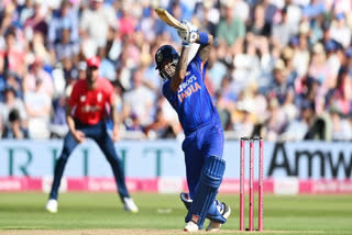 India sinks to 17-run defeat against England in final T20I