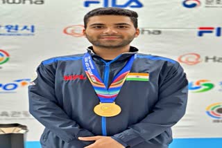 shooting news  Shooting World Cup  Arjun Babuta  Arjun Babuta wins gold  10m air rifle  आईएसएसएफ विश्व कप 2022  10 मीटर एयर राइफल  स्वर्ण पदक  अर्जुन बबूता