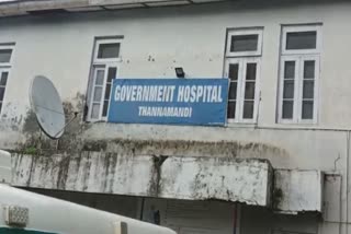 pharmacist-works-as-doctor-in-thanna-mandi-govt-hospital