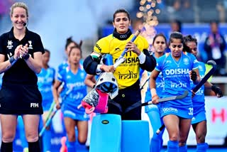 hockey news  Womens hockey World Cup  Captain Savita Punia  india beat canada  भारत ने कनाडा को 3 2 से हराया  महिला हॉकी विश्व कप  कप्तान सविता  फआईएच महिला विश्व कप हॉकी चैंपियनशिप  भारत  कनाडा