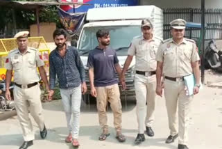 पुलिस की गिरफ्त  में आरोपी