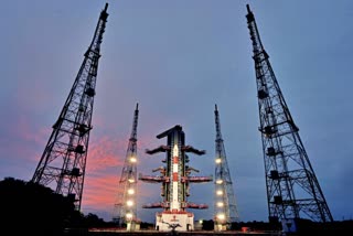 isro-signs-agreement-with-60-start-ups-for-their-space-project