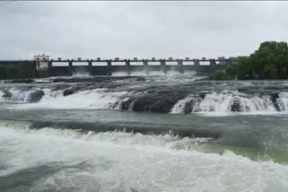 water Discharge from Khadakwasla Dam