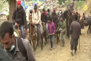 Amarnath Yatra: Another batch of 6,415 pilgrims leaves from Jammu