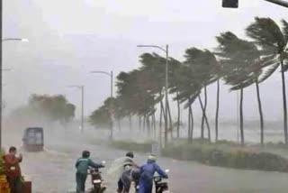 تلنگانہ کے ضلع ورنگل میں شدید بارش، ایجنسی علاقوں کے مواضعات کارابطہ ٹوٹ گیا