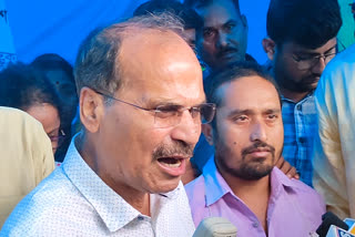 Adhir Ranjan Chowdhury meets SLST Candidates