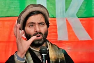 JKLF chief Yasin Malik on Wednesday told a CBI court that he wants to cross question witnesses in the 1989 Rubaiya Sayeed kidnapping case himself in a physical hearing else he would sit on hunger strike in prison.