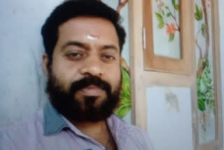 Stabbing in temple premises in Velur  Velur stabbing murder  One dies in thrissur in stabbing  വേലൂരിൽ ക്ഷേത്രപരിസരത്ത് കത്തികുത്ത്  കത്തികുത്തിൽ ഒരാൾ മരിച്ചു