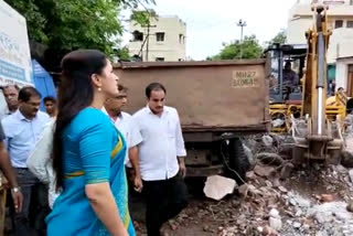 Building Collapsed In Amravati