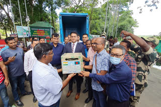 Fruit diplomacy: Tripura CM gifts Kew Pineapple to Bangladesh PM