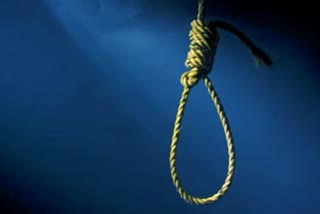 Suicide in Bhopal : મહિલાએ હાથ પર સુસાઈડ નોટ લખીને ખાધો ગળેફાંસો