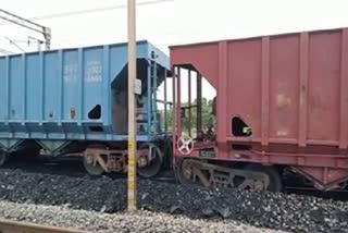 Goods train derailed in Janjgir Champa