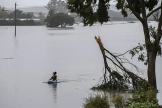 Godavari in spate at Bhadrachalam