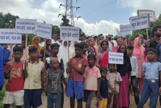 Railway closing displaced village way in Bokaro