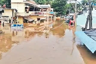 గోదావరి మహోగ్రరూపం