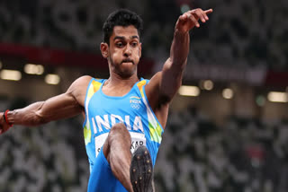 World Athletics Championships Long jumper Murali Sreeshankar Enters Men s Final  M Sreeshankar  M Sreeshankar becomes first ever Indian to qualify for men s long jump final at World Championships  World Athletics Championships  ലോക അത്‌ലറ്റിക്‌സ് ചാമ്പ്യന്‍ഷിപ്പ് ലോങ്‌ ജമ്പില്‍ ഫൈനലില്‍ പ്രവേശിക്കുന്ന ആദ്യ ഇന്ത്യന്‍ താരമായി എം ശ്രീശങ്കര്‍  എം ശ്രീശങ്കര്‍  ലോക അത്‌ലറ്റിക്‌സ് ചാമ്പ്യന്‍ഷിപ്പ്