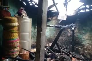Vidisha  thunderbolt house burnt down