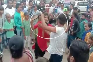 Snatcher Beaten By Woman In Sonipat