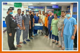 Organ donation in Ahmedabad: વડોદરાના દર્દીની 19 વર્ષની પીડાનો અંત આવ્યો