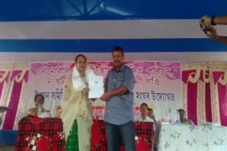 hs-and-hslc-passed-student-felicitation-program-held-in-naharkatia