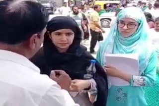 hijab wearing student got entry