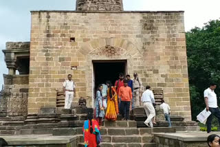 Splendor and history of Virat Shiva temple